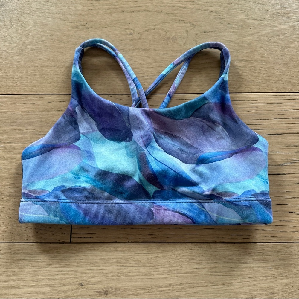 Athleta Girl Printed Upbeat Sports Bra 2.0 Top in Make a Splash Cool Print